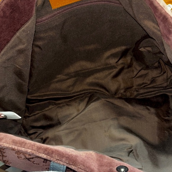 Sundance | Anabaglish Velvet Embroidered Tote Bag w/Leather Straps ♥ NWOT - Picture 4 of 9